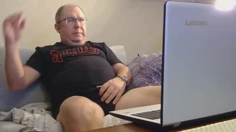 Snapshot of xrap chatting on November 2025 04:08:01 PM xrap online show from November 2025 04:08:01 PM