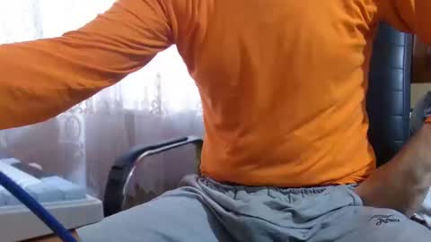 xrokettt online show from October 2025 12:15:02 PM