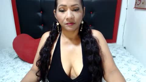 Snapshot of xshopyx chatting on September 2025 02:46:02 AM xshopyx online show from September 2025 02:46:02 AM