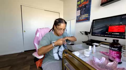 xStarGazingx online show from September 2025 08:52:02 PM