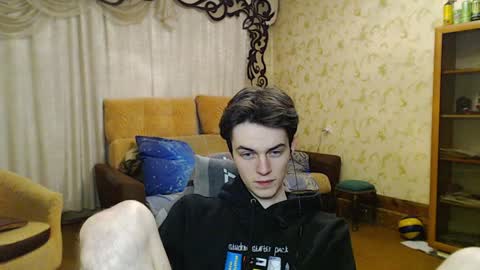 traqqq online show from December 2024 09:13:02 PM