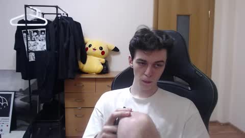 traqqq online show from February 2025 10:47:01 PM