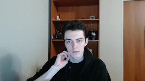 traqqq online show from September 2025 09:16:02 PM