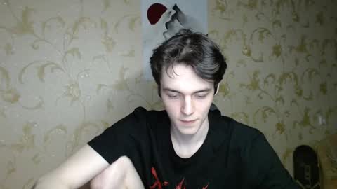 traqqq online show from March 2026 08:03:01 PM