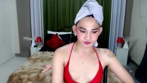 xtspetitehugecock online show from April 2026 05:23:01 AM