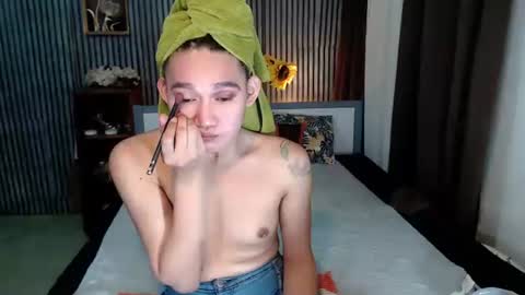 xtspetitehugecock online show from June 2026 04:14:02 AM
