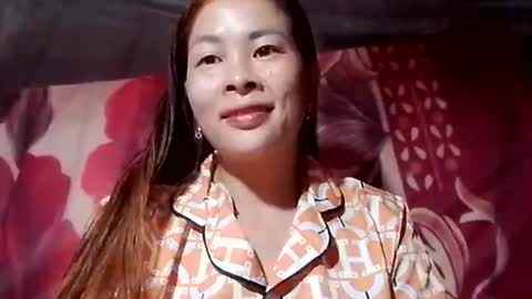 Snapshot of xuxulove00 chatting on September 2025 12:56:02 AM xuxulove00 online show from September 2025 12:56:02 AM