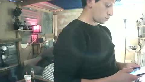 Snapshot of xvatx chatting on December 2025 06:13:02 PM xvatx online show from December 2025 06:13:02 PM