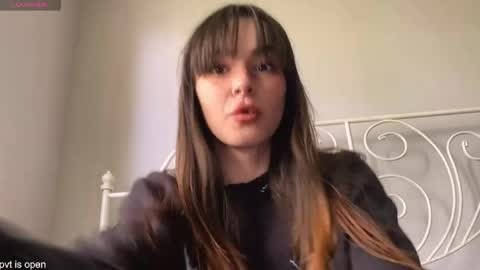 Lily online show from May 2026 11:38:01 AM
