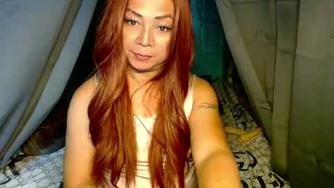 xxaprillovexx online show from December 2025 04:36:01 PM