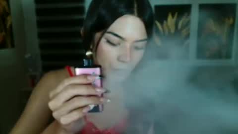 Snapshot of xxhellmariaxx chatting on January 2025 02:14:01 PM xxhellmariaxx online show from January 2025 02:14:01 PM