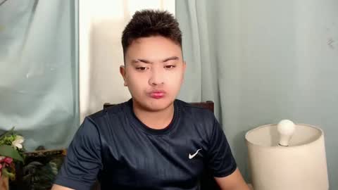 Snapshot of xxhotloyd_cummerx chatting on December 2024 05:14:02 PM Loyd online show from December 2024 05:14:02 PM