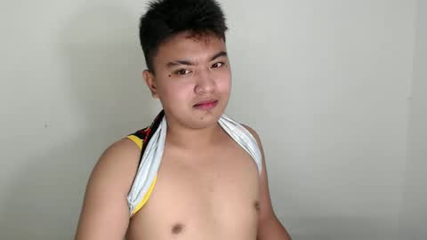 Snapshot of xxhotloyd_cummerx chatting on December 2024 02:48:02 PM Loyd online show from December 2024 02:48:02 PM