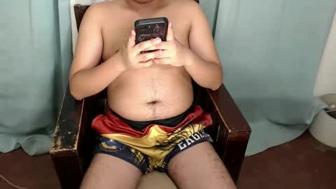 Snapshot of xxhotloyd_cummerx chatting on January 2025 12:41:02 PM Loyd online show from January 2025 12:41:02 PM