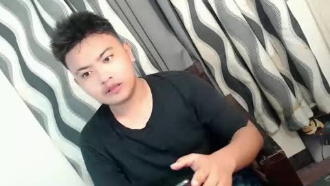 Snapshot of xxhotloyd_cummerx chatting on February 2025 12:05:02 PM Loyd online show from February 2025 12:05:02 PM