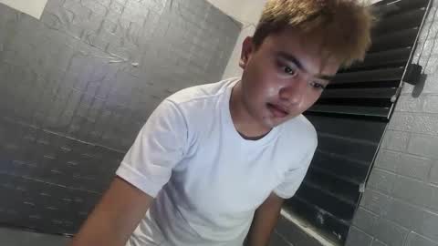 Snapshot of xxhotloyd_cummerx chatting on October 2025 04:57:02 PM Loyd online show from October 2025 04:57:02 PM