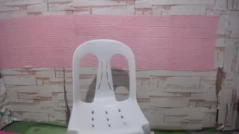 Snapshot of xxhott_ chatting on September 2025 11:28:02 PM xxhott_ online show from September 2025 11:28:02 PM