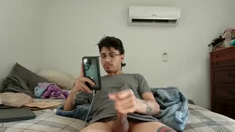 Snapshot of xxjasoneecxx chatting on May 2026 12:45:01 PM XxJasoneecxX online show from May 2026 12:45:01 PM