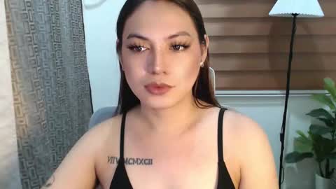 Snapshot of xxjulielovesyouxx chatting on February 2025 11:31:01 AM July online show from February 2025 11:31:01 AM