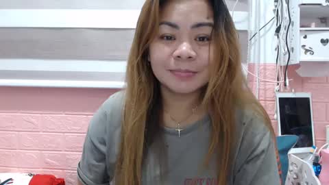 Snapshot of xxkryzelxx chatting on December 2024 05:09:01 PM Dhel online show from December 2024 05:09:01 PM