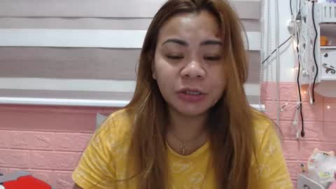 Snapshot of xxkryzelxx chatting on January 2025 08:46:02 PM Dhel online show from January 2025 08:46:02 PM