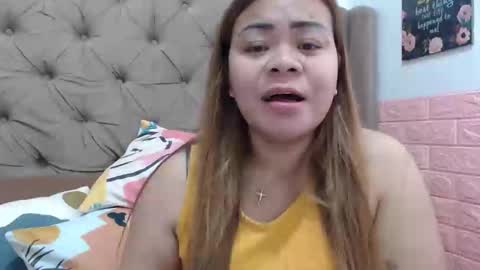 Snapshot of xxkryzelxx chatting on January 2025 08:29:01 AM Dhel online show from January 2025 08:29:01 AM