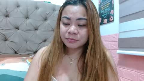 Snapshot of xxkryzelxx chatting on March 2025 05:33:01 PM Dhel online show from March 2025 05:33:01 PM