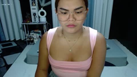 Snapshot of xxkylie_smithxx chatting on March 2026 06:19:02 AM Kylie Smith online show from March 2026 06:19:02 AM