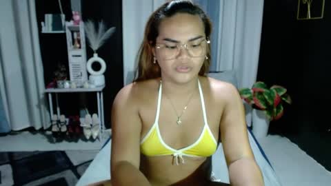 Snapshot of xxkylie_smithxx chatting on June 2026 09:32:02 PM Kylie Smith online show from June 2026 09:32:02 PM