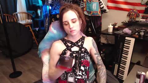 Lilith online show from September 2025 03:22:01 AM