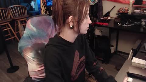 Lilith online show from November 2025 02:57:02 AM