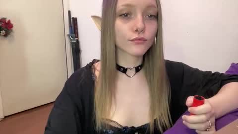 Snapshot of xxloveanastasia chatting on November 2025 06:53:02 PM LoveAnastasia online show from November 2025 06:53:02 PM