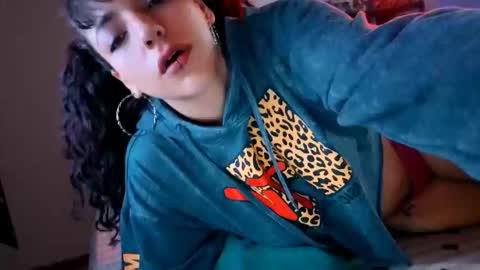 Snapshot of xxmaggieeexx chatting on March 2026 05:13:02 PM mag online show from March 2026 05:13:02 PM