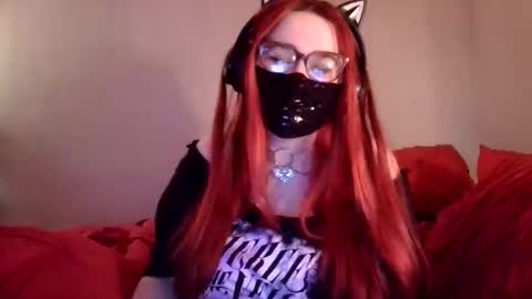 Mommy online show from October 2025 01:13:02 AM
