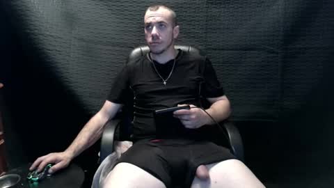 Snapshot of xxscubastevexxx chatting on November 2025 01:33:02 PM xxScubaStevexx online show from November 2025 01:33:02 PM