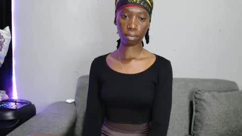 xxsexytalia28 online show from October 2025 08:02:02 AM