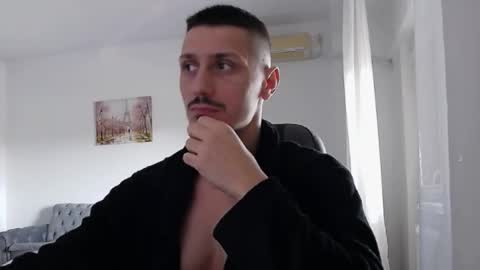 xxx_alejandro online show from October 2025 07:55:02 AM