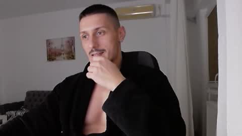 xxx_alejandro online show from October 2025 03:40:01 PM