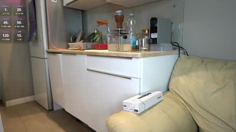     online show from February 2025 07:42:01 PM