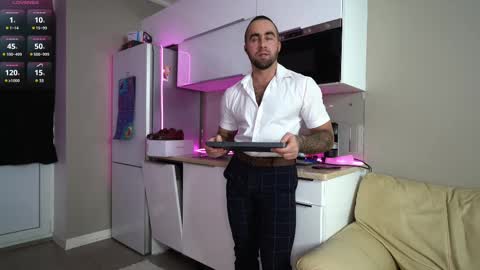     online show from February 2025 05:59:01 PM