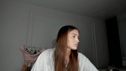 xxx_leila online show from November 2025 01:43:01 PM