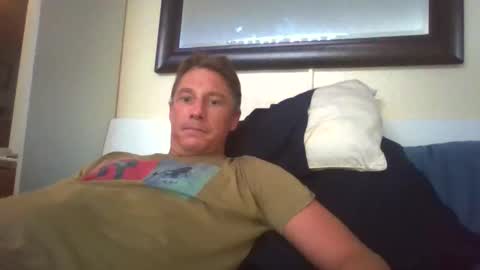 Snapshot of xxxelentdick chatting on April 2026 09:19:01 PM deeeeznutz online show from April 2026 09:19:01 PM