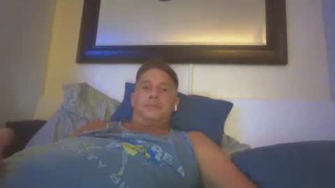 Snapshot of xxxelentdick chatting on April 2026 07:44:02 AM deeeeznutz online show from April 2026 07:44:02 AM