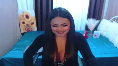 OLIVIA online show from May 2026 06:02:02 PM