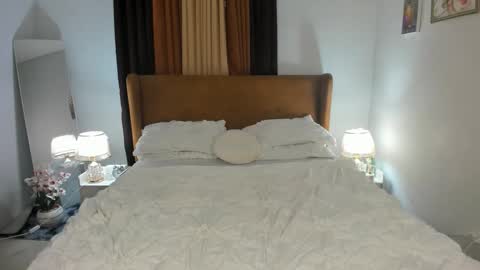 Snapshot of xxxkittysalazarxxx chatting on December 2024 03:47:01 AM Kitty online show from December 2024 03:47:01 AM