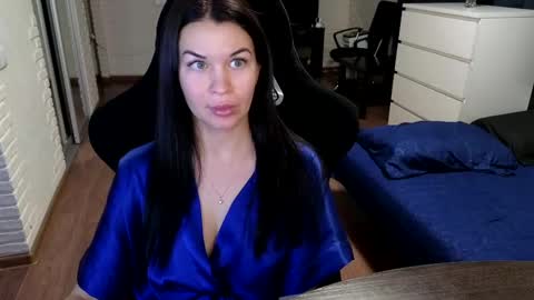 Alisa online show from February 2025 09:40:01 PM