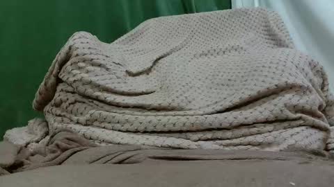 Lola online show from March 2026 07:26:01 PM