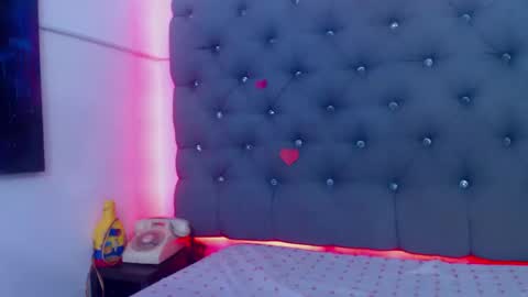 MIA HOT online show from February 2025 02:57:01 PM