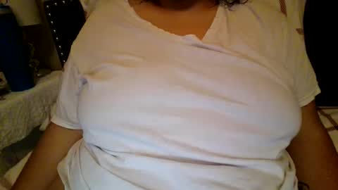 Elle online show from April 2026 04:04:02 AM