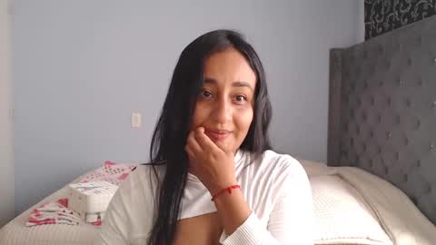 Snapshot of xxxvenus888 chatting on September 2025 02:32:01 PM Lunhaa   online show from September 2025 02:32:01 PM